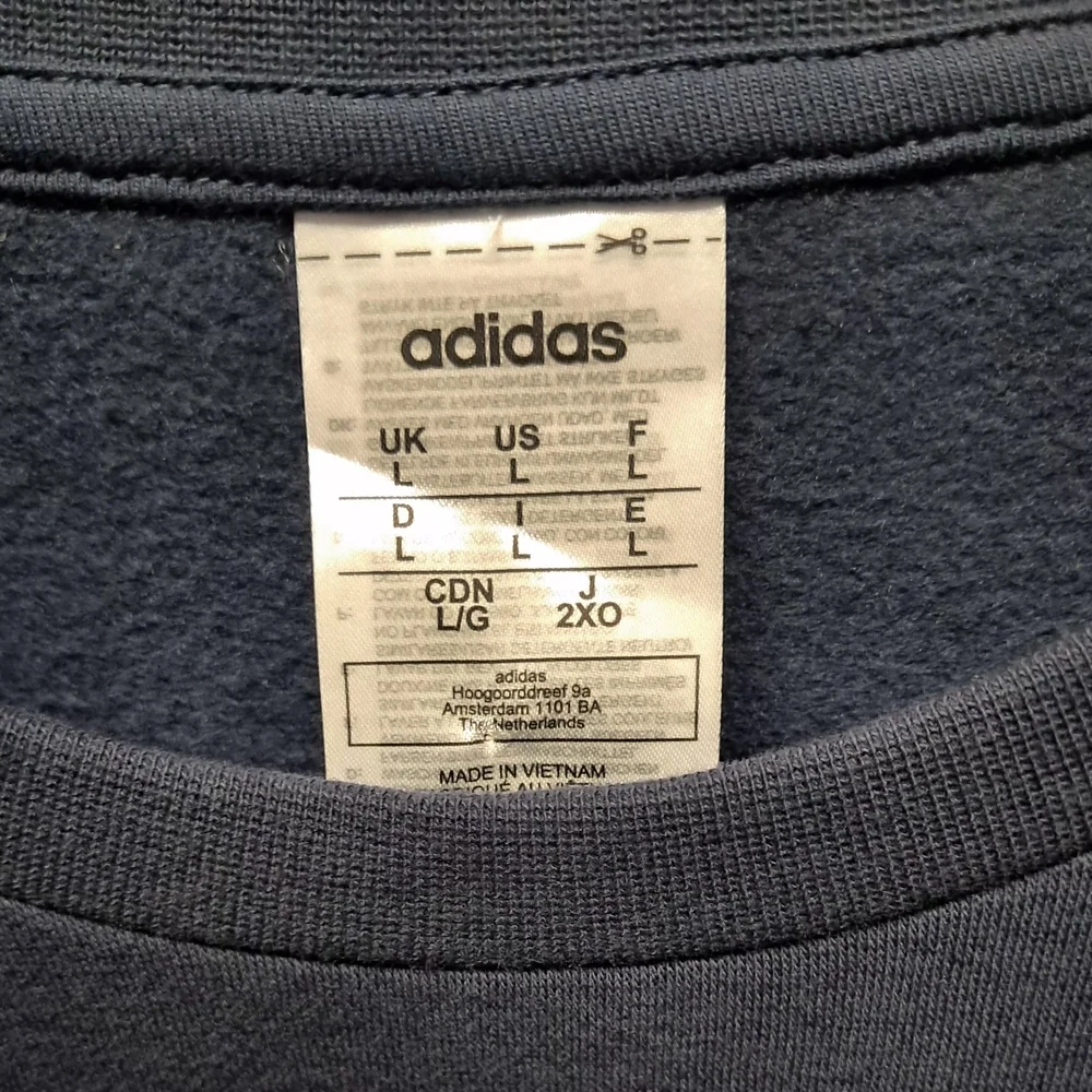 Adidas Crew Neck Sweatshirt NWT Size L
